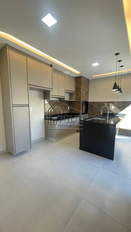 Casa, 3 quartos, 120 m² - Foto 1
