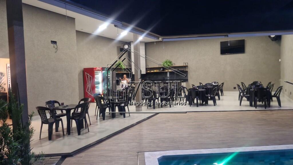 Casa, 2 quartos, 200 m² - Foto 9