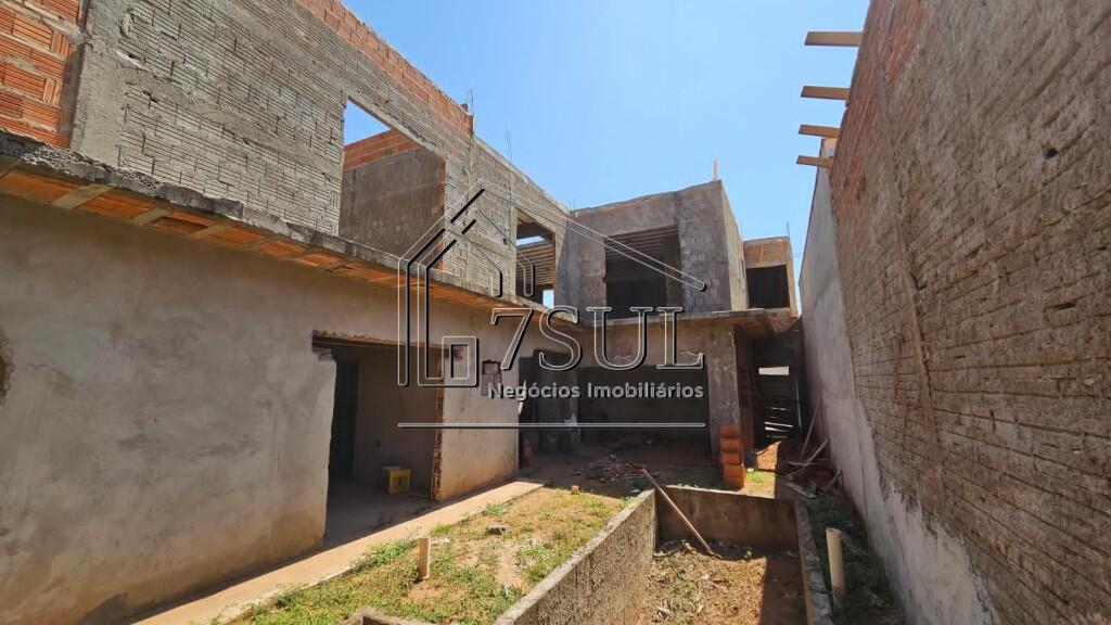 Casa, 3 quartos, 220 m² - Foto 2
