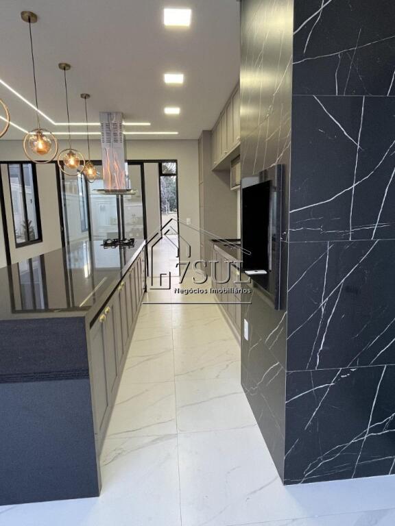 Casa, 3 quartos, 220 m² - Foto 23