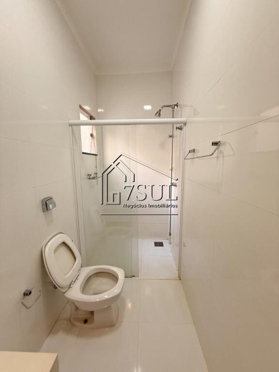 Casa, 3 quartos, 200 m² - Foto 8