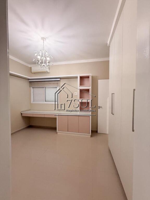 Casa, 3 quartos, 200 m² - Foto 15