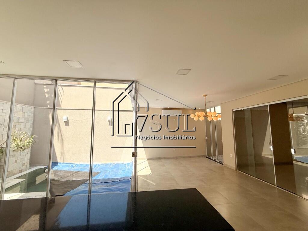 Casa, 3 quartos, 200 m² - Foto 18
