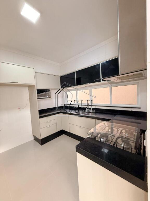 Casa, 3 quartos, 200 m² - Foto 2