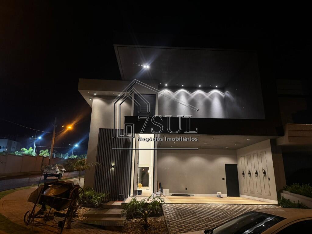 Casa, 3 quartos, 220 m² - Foto 1