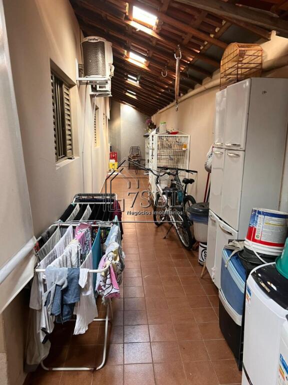 Casa, 3 quartos, 330 m² - Foto 13