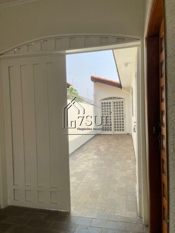 Casa, 4 quartos, 180 m² - Foto 4