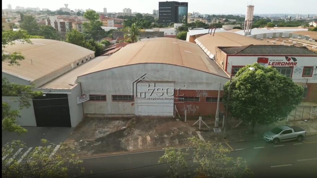 Prédio Inteiro, 850 m² - Foto 1