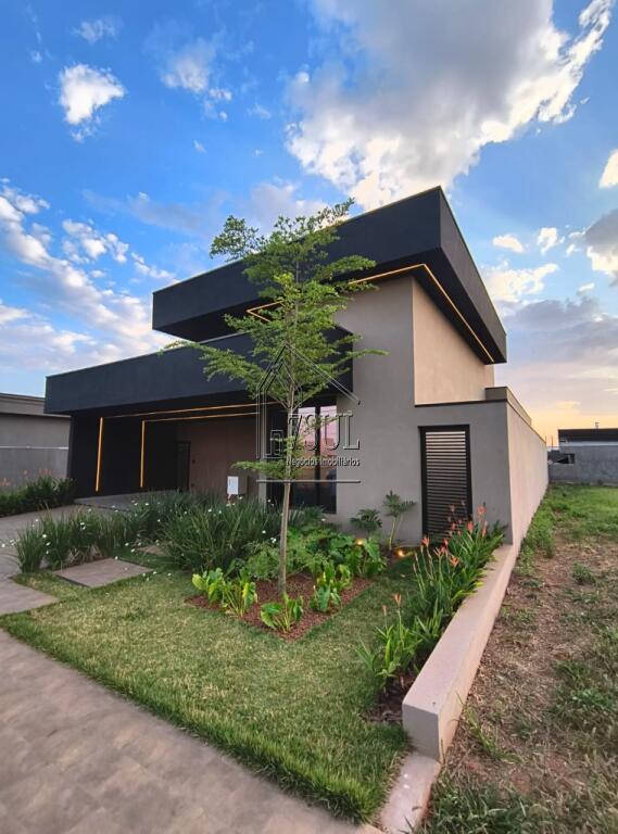 Casa, 3 quartos, 215 m² - Foto 2