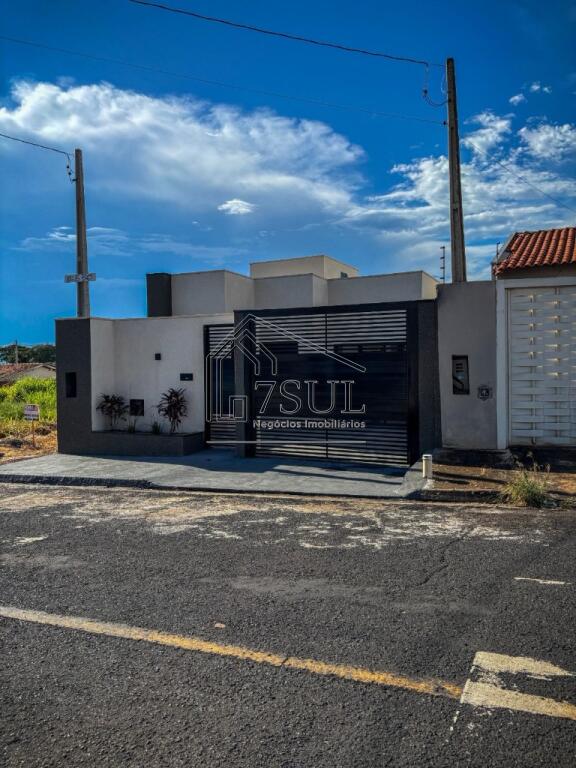 Casa, 3 quartos, 70 m² - Foto 1