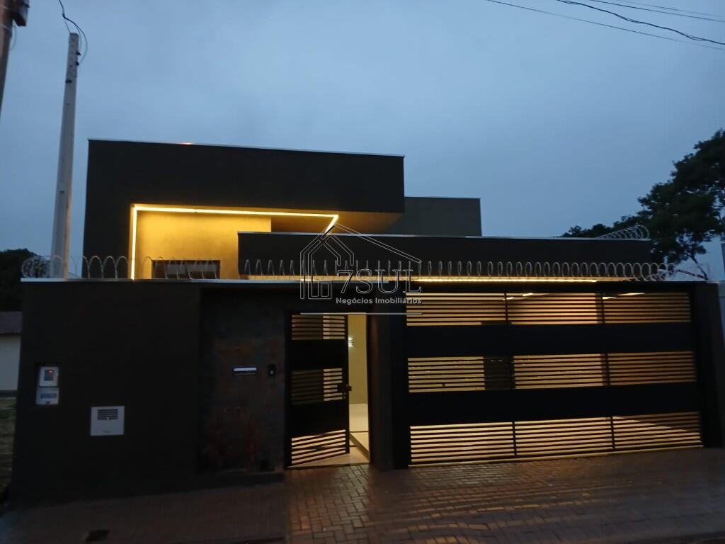 Casa, 3 quartos, 136 m² - Foto 2