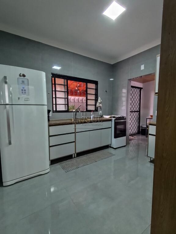 Casa, 3 quartos, 210 m² - Foto 21