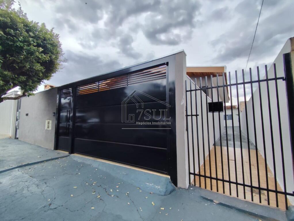 Casa, 3 quartos, 210 m² - Foto 1