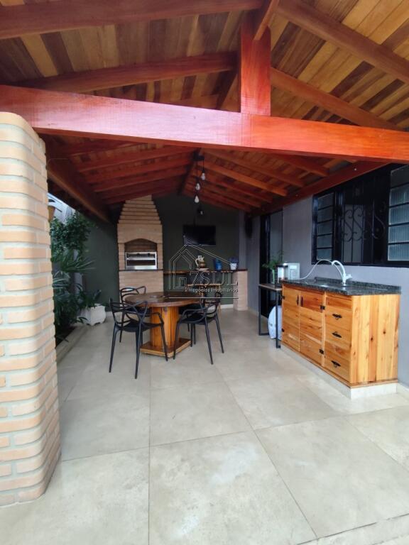Casa, 3 quartos, 210 m² - Foto 8