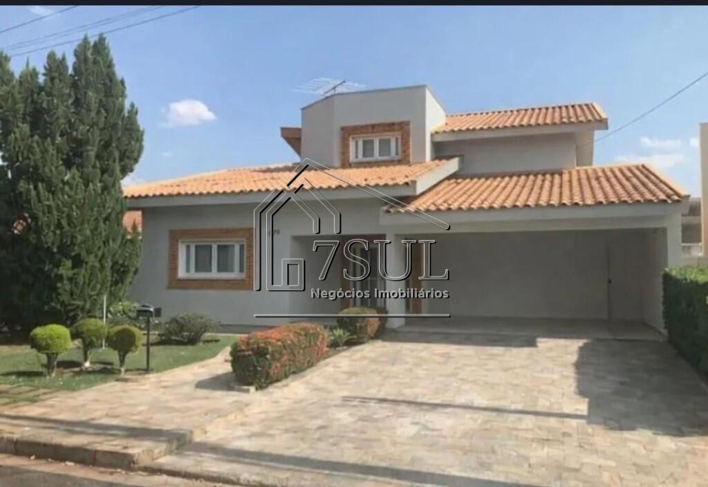 Casa, 3 quartos, 340 m² - Foto 1