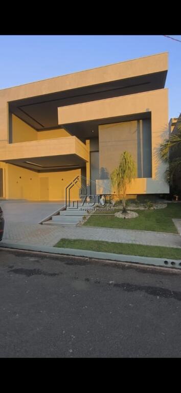 Casa, 3 quartos, 220 m² - Foto 1