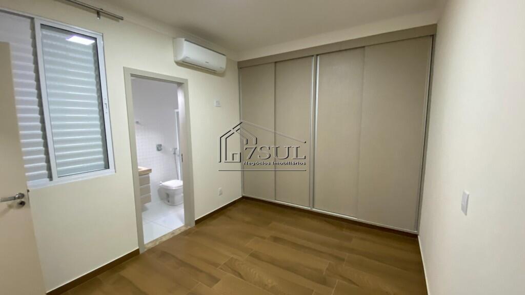 Casa, 4 quartos, 270 m² - Foto 12