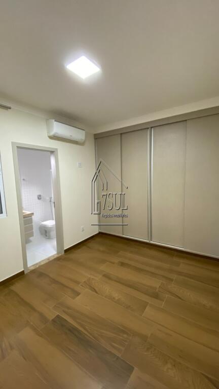 Casa, 4 quartos, 270 m² - Foto 8