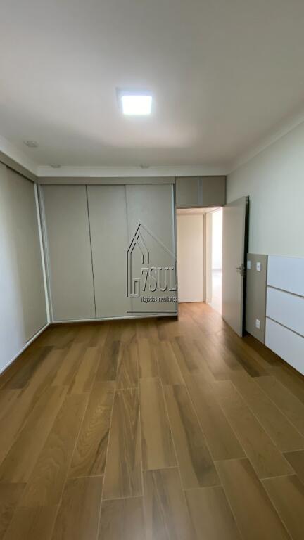 Casa, 4 quartos, 270 m² - Foto 21