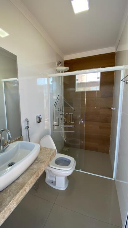Casa, 4 quartos, 270 m² - Foto 25