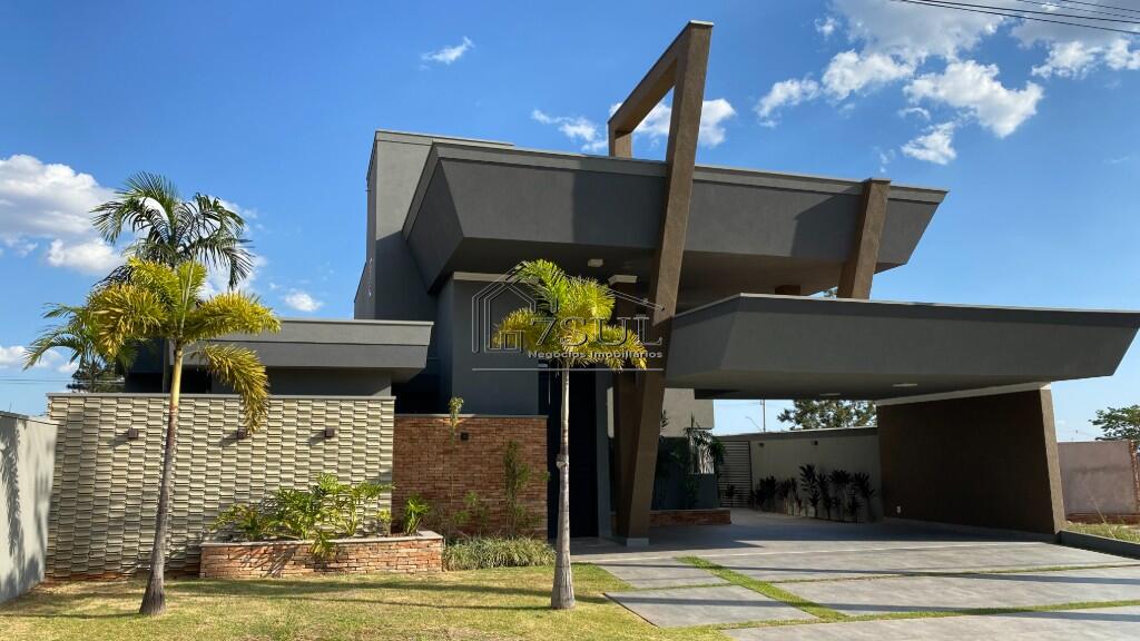 Casa, 4 quartos, 270 m² - Foto 1