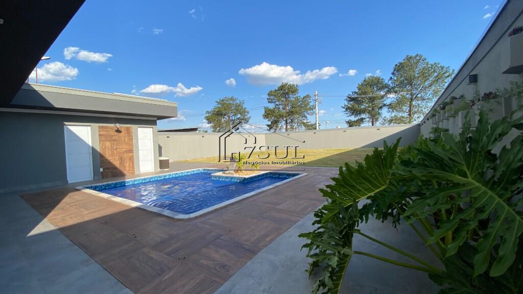 Casa, 4 quartos, 270 m² - Foto 41