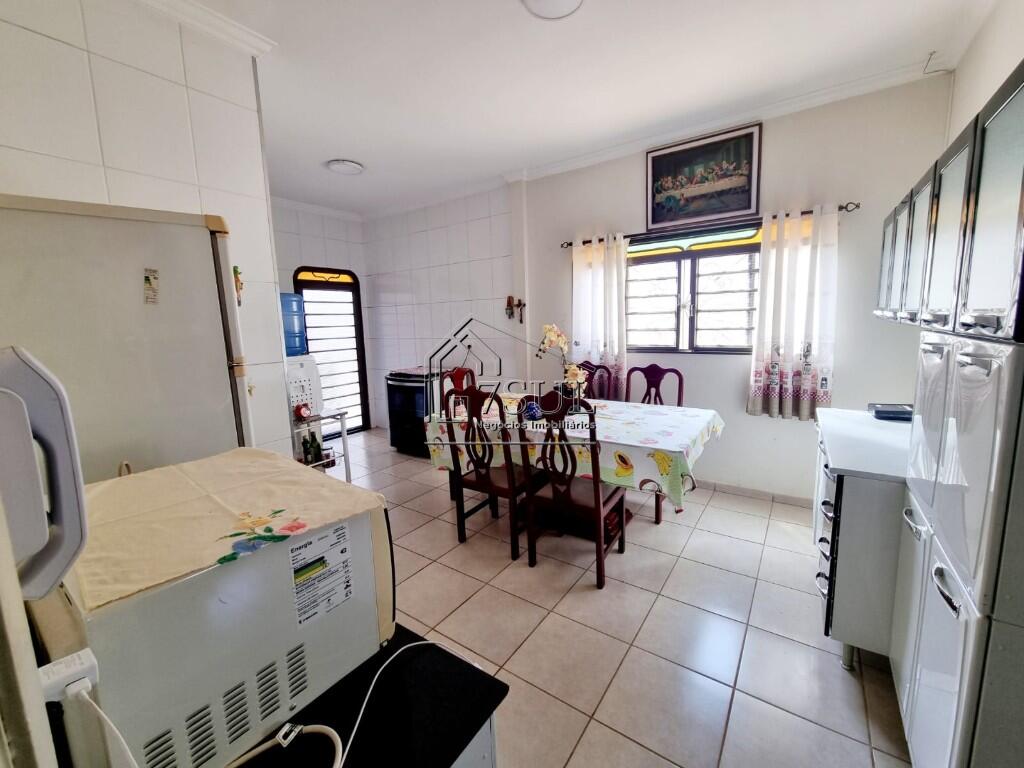 Casa, 3 quartos, 165 m² - Foto 11