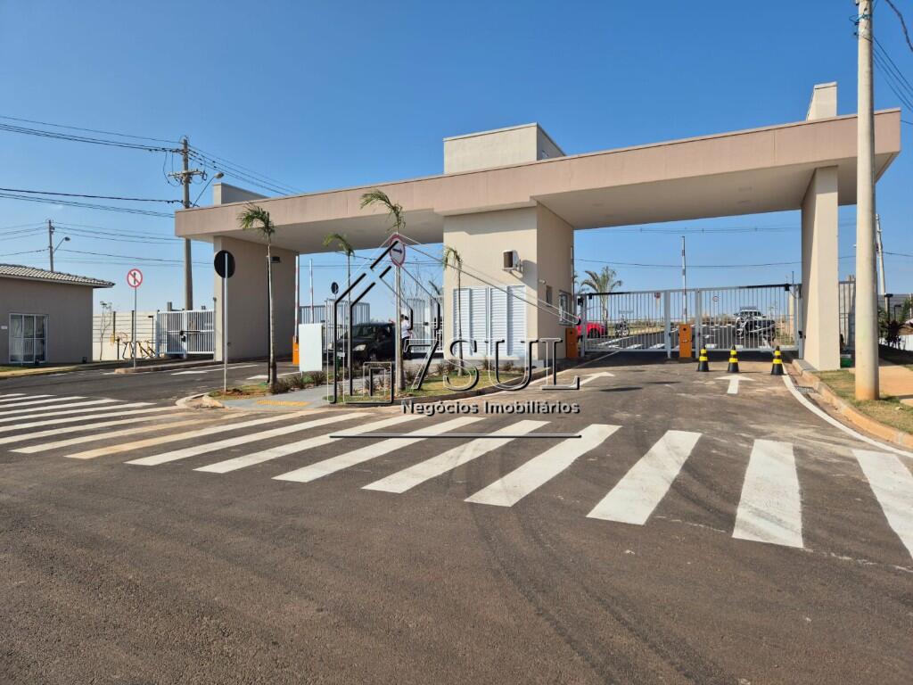Casa, 2 quartos, 55 m² - Foto 1