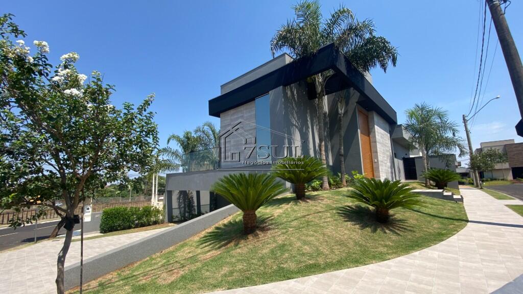 Casa, 3 quartos, 260 m² - Foto 1
