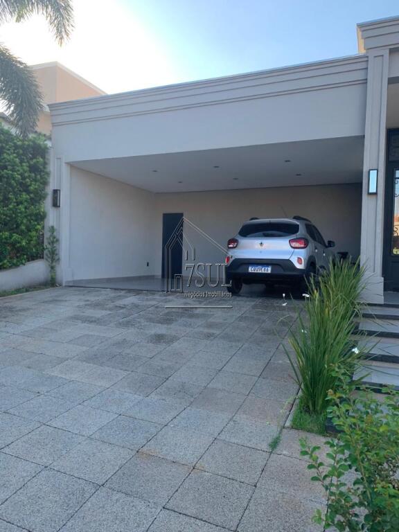 Casa, 3 quartos, 251 m² - Foto 2
