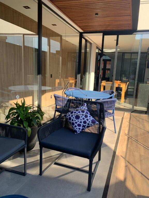 Casa, 3 quartos, 251 m² - Foto 5