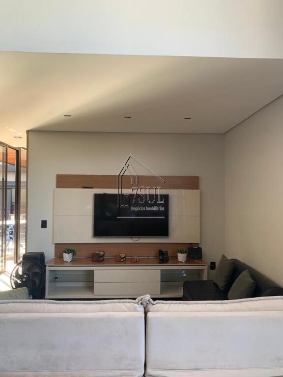 Casa, 3 quartos, 251 m² - Foto 33
