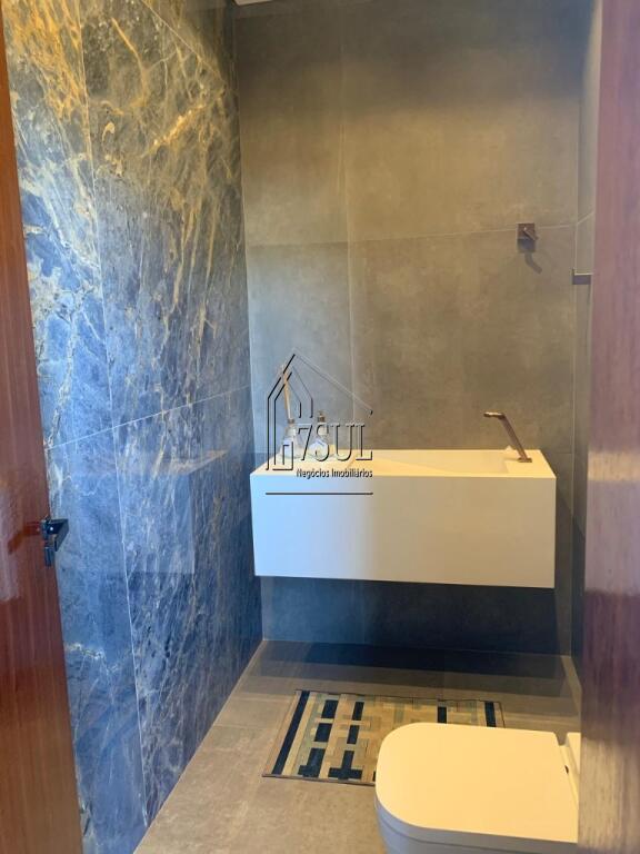 Casa, 3 quartos, 251 m² - Foto 35