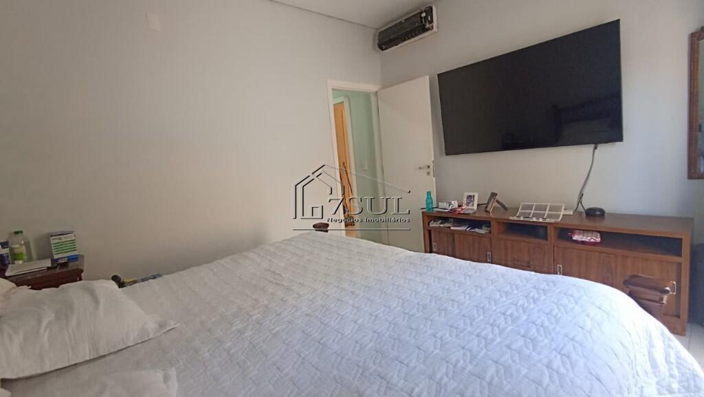 Casa, 3 quartos, 270 m² - Foto 8