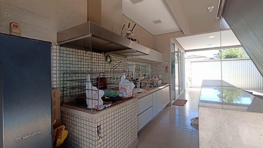 Casa, 3 quartos, 270 m² - Foto 21