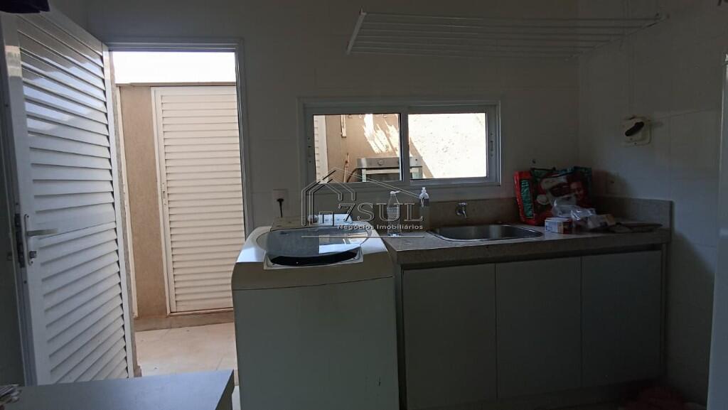 Casa, 3 quartos, 270 m² - Foto 23