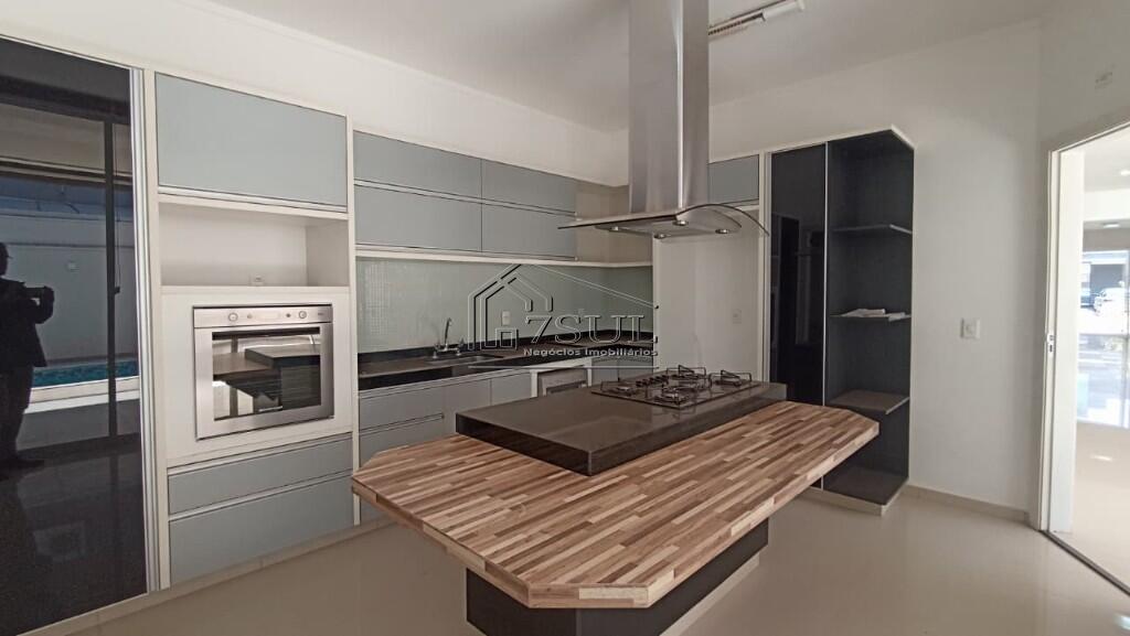 Casa, 3 quartos, 297 m² - Foto 8