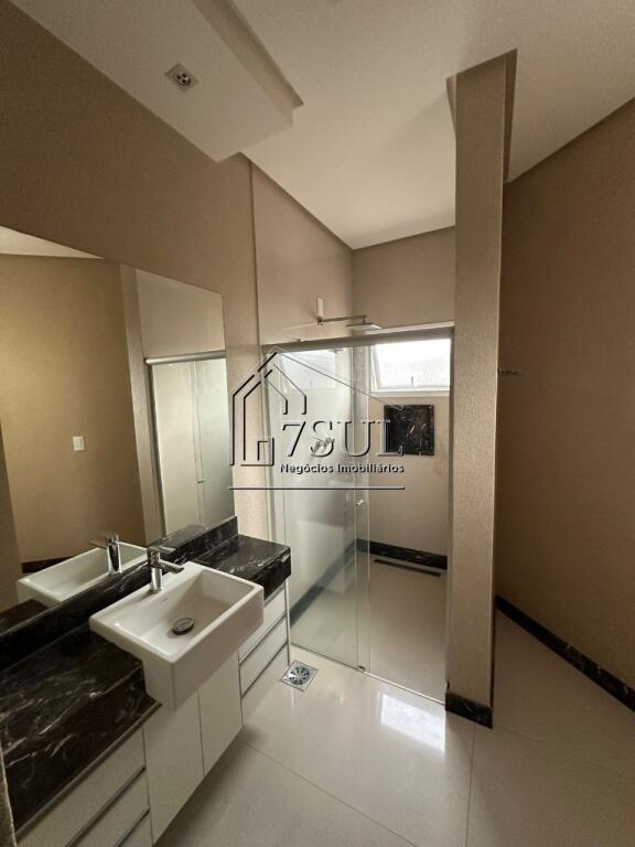 Casa, 4 quartos, 340 m² - Foto 13