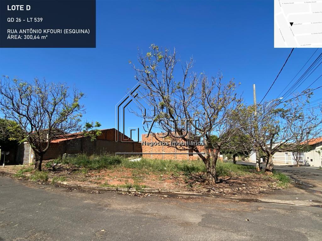 Terreno, 300 m² - Foto 1