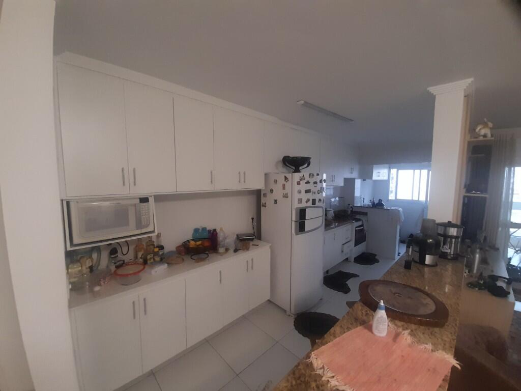 Apartamento com 2 quartos e 93 m² em Vila Tupi, Praia Grande