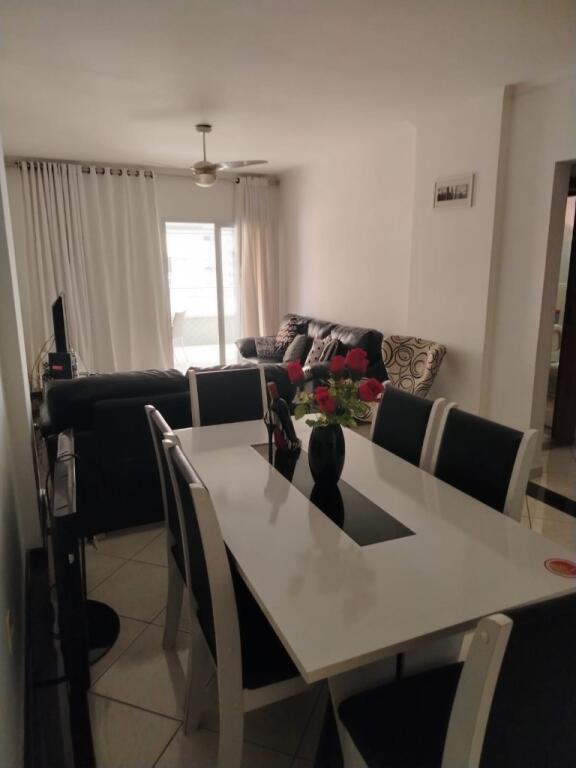 Apartamento com 2 quartos e 123 m² em Vila Tupi, Praia Grande