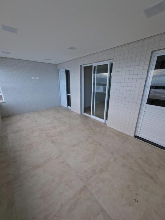 Apartamento com 2 quartos e 104 m² em Vila Tupi, Praia Grande