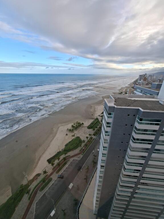 Apartamento com 2 quartos e 104 m² em Vila Tupi, Praia Grande