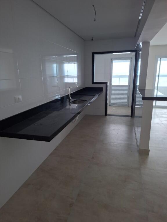 Apartamento com 2 quartos e 104 m² em Vila Tupi, Praia Grande