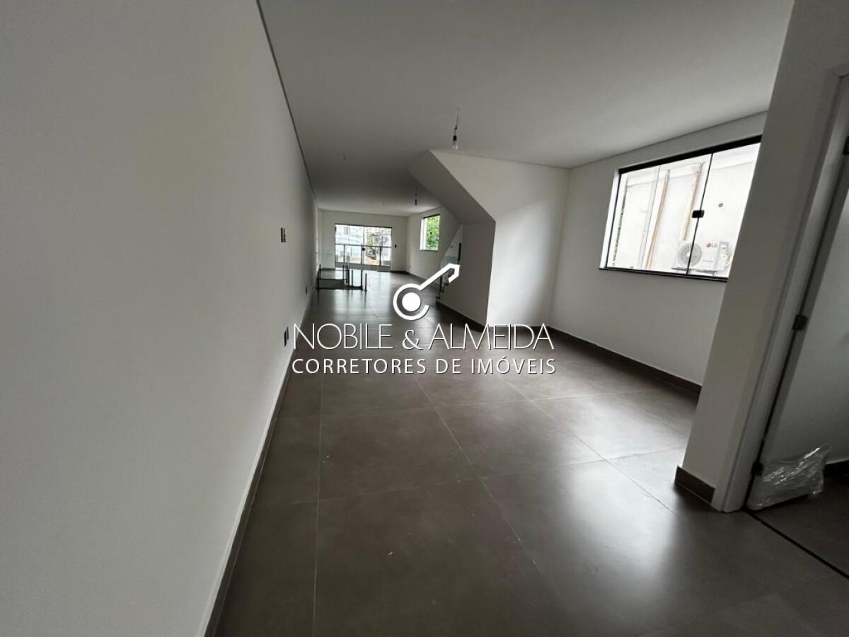 Casa, 3 quartos, 290 m² - Foto 32