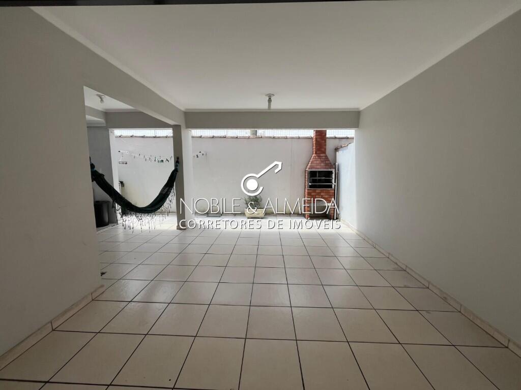 Casa, 3 quartos, 140 m² - Foto 2