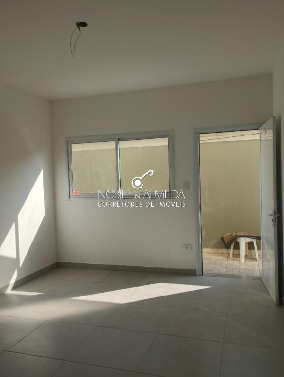 Casa, 2 quartos, 67 m² - Foto 1