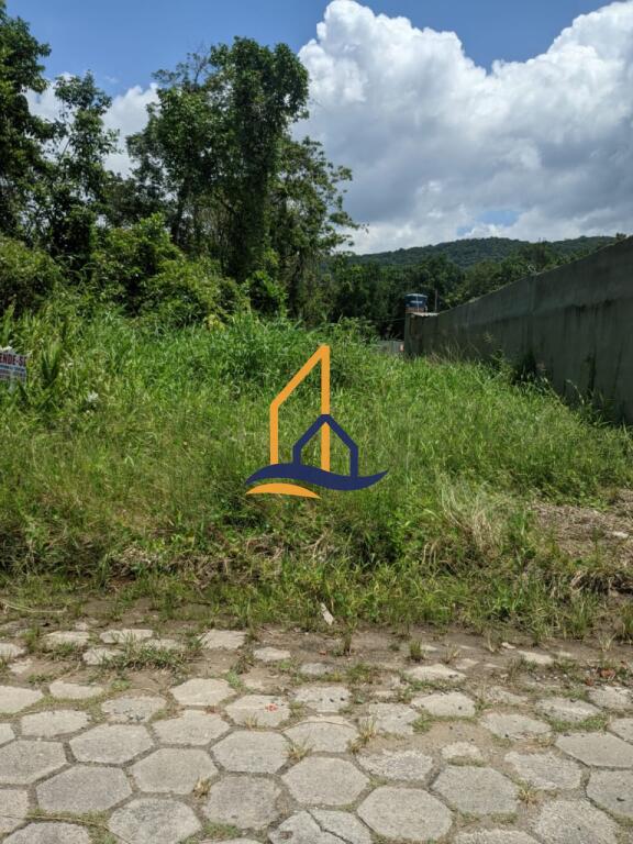 Terreno com 150 m² em Cidade Anchieta, Itanhaém