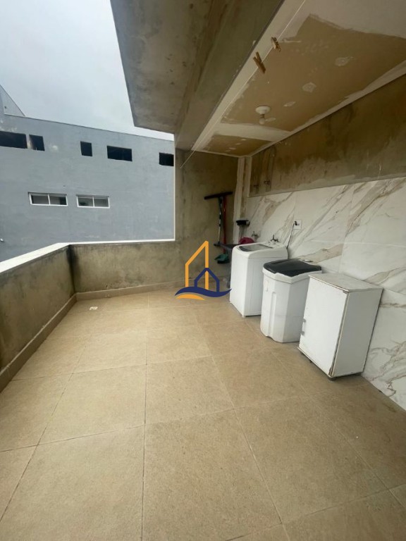 Casa com 3 quartos e 340 m² em Cidade Anchieta, Itanhaém