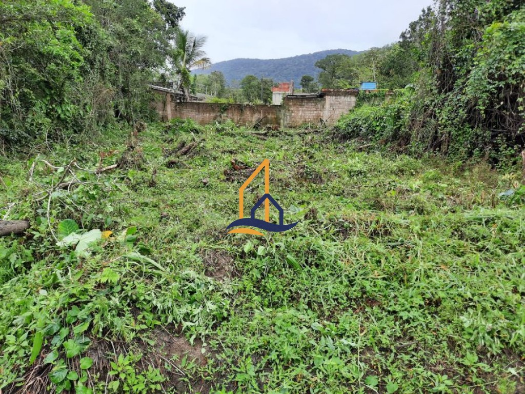 Terreno com 300 m² em Cidade Anchieta, Itanhaém